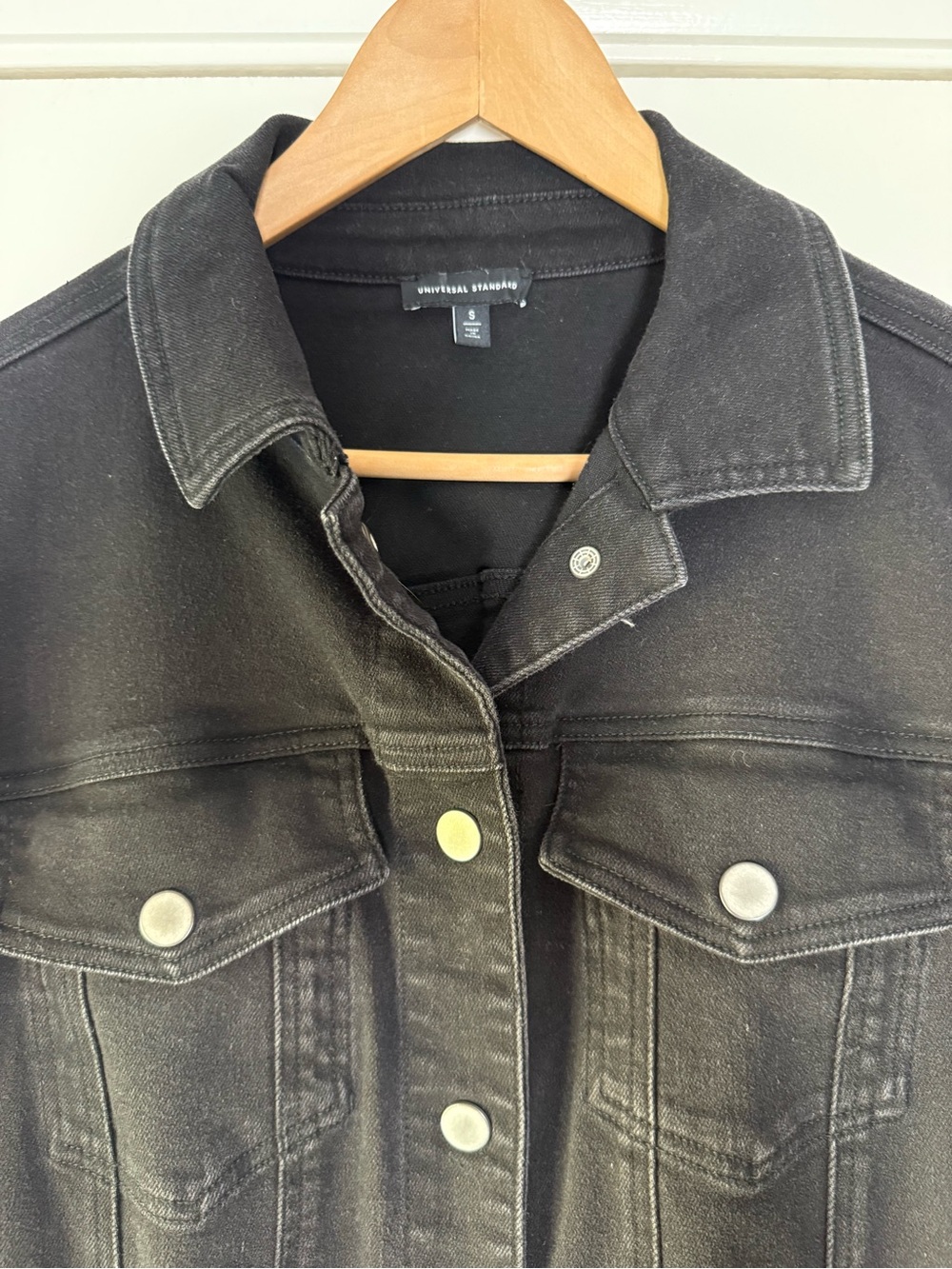 Universal Standard Black Denim Chore Jacket Minimalist Chic Longline Snap Sides - Picture 3 of 12